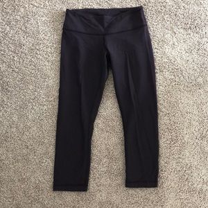 Purple lululemon leggings- crop